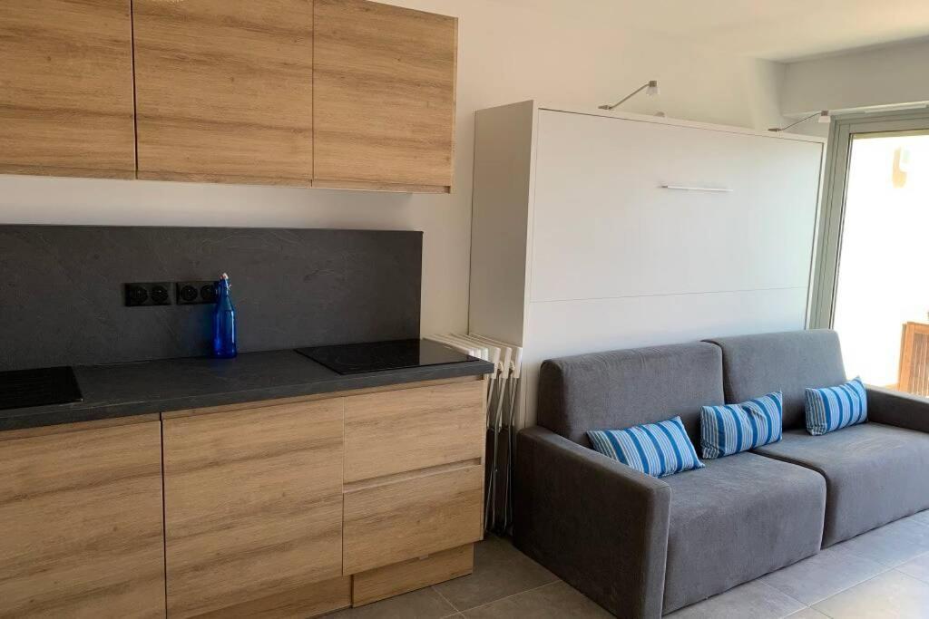 L'Effet Mer, Duplex Sur Le Port Avec Ses 2 Terrasses Vue Mer Hyères Exteriör bild